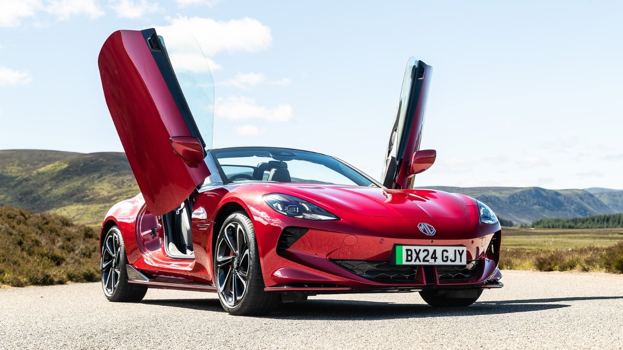 MG Cyberster Price in India, Design, Features, Performance, and Launch Date