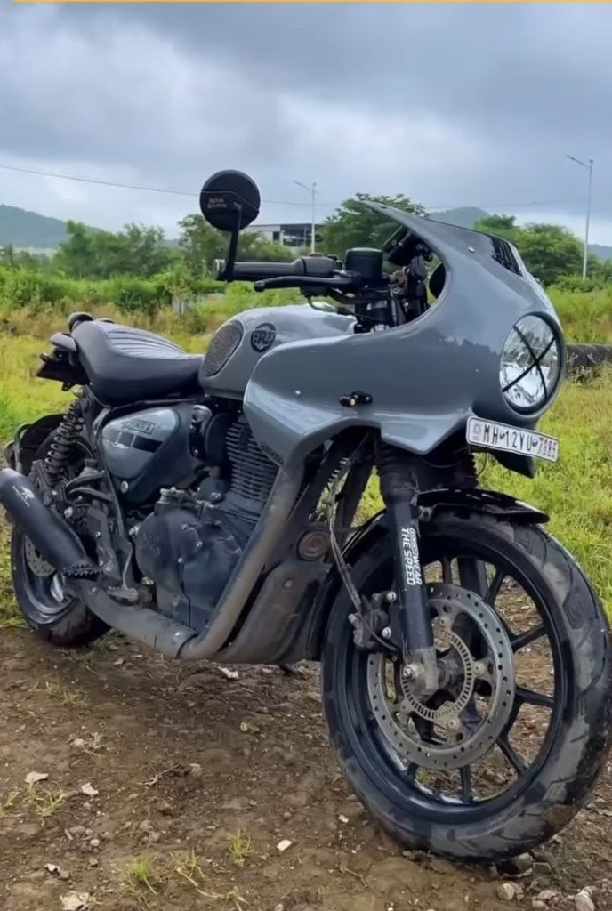 Royal Enfield modified Hunter 650